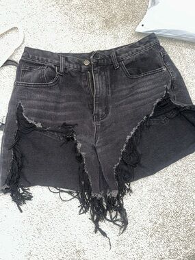 PrettyLittleThing Black Distressed High-Waist Denim Shorts
